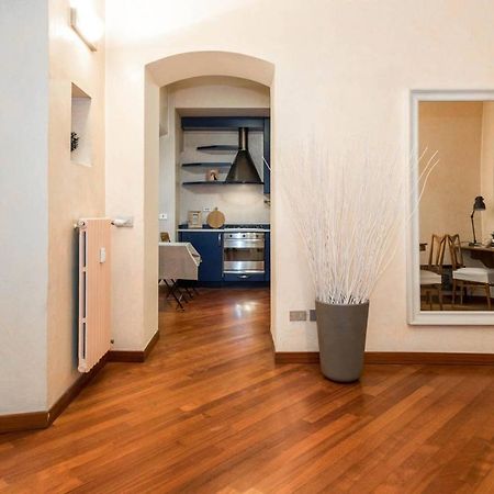 Brera Charme Apartment Milan Bagian luar foto