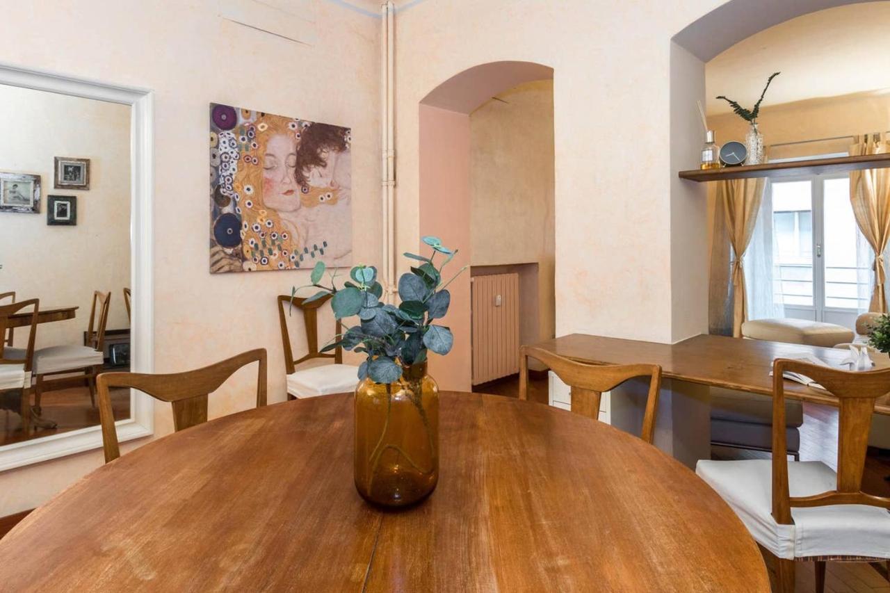 Brera Charme Apartment Milan Bagian luar foto