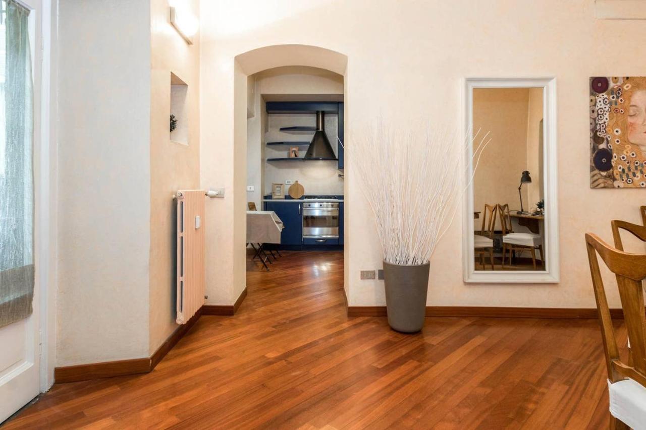Brera Charme Apartment Milan Bagian luar foto
