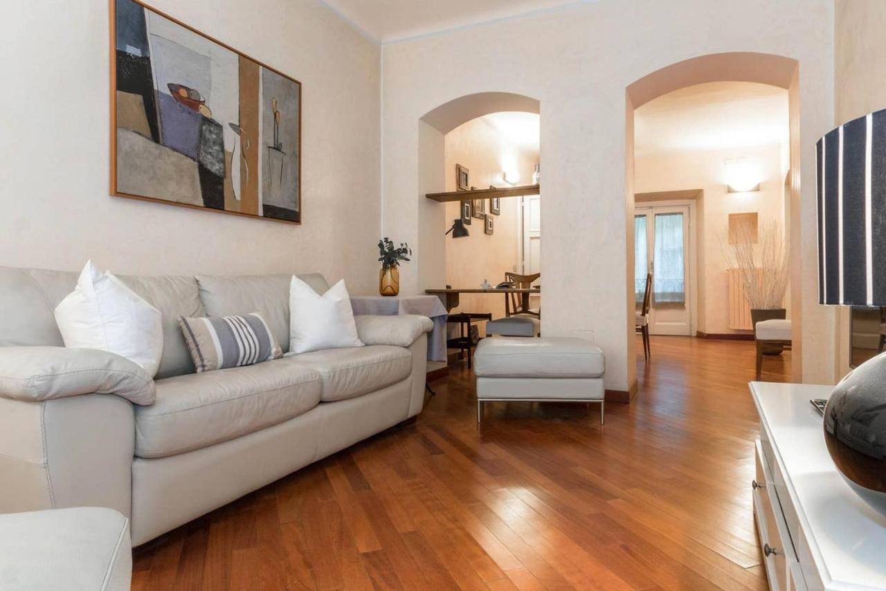 Brera Charme Apartment Milan Bagian luar foto